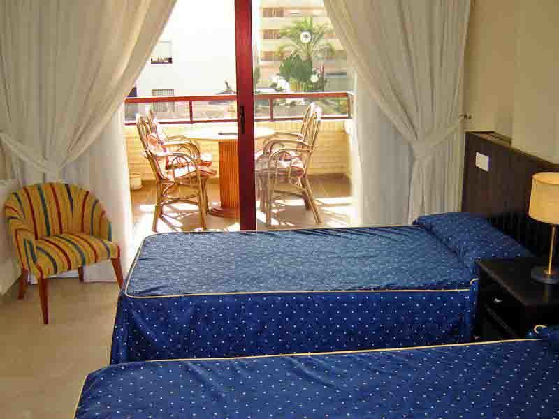 Nuevo Golf Apts El Albir Exteriör bild